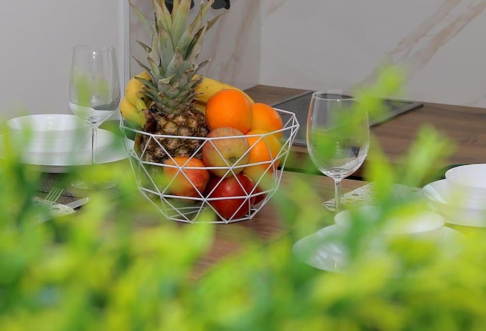 Studio Apartman Karlita Slano Bagian luar foto